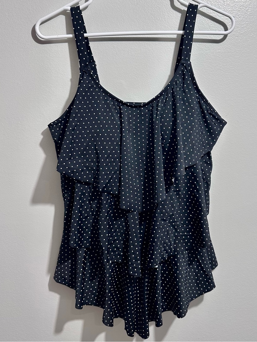 Septangle Black Polka Dot Ruffle Tankini Top Size 14 (1318)